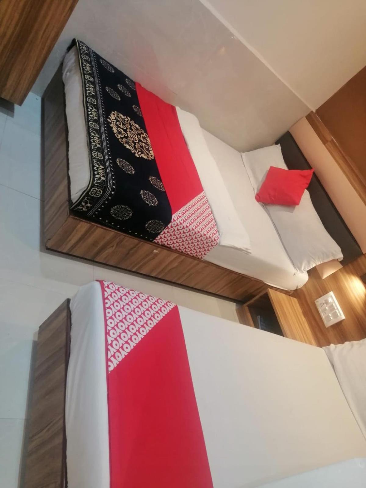 Ruby Hotel Mumbai Exteriör bild